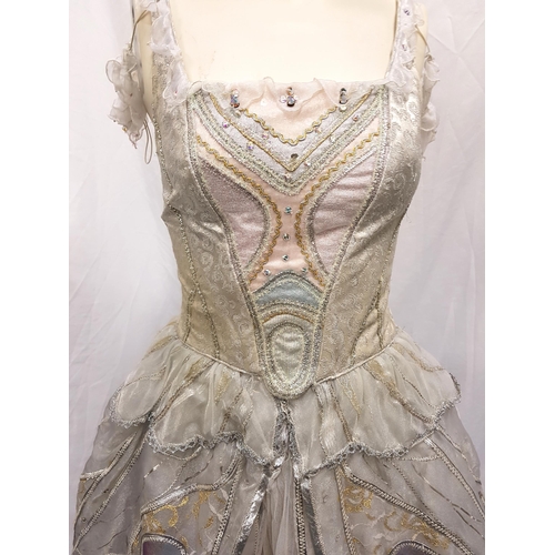 275 - SCOTTISH BALLET - CINDERELLA - CINDERALLA II
the silver ballerina dress with heavily embossed bodice... 