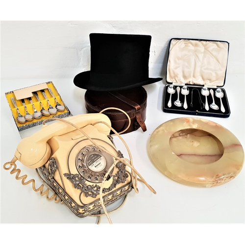 265 - MIXED LOT OF COLLECTABLES
including a circular leather collar box, Will's tobacco Ramblers Note Book... 