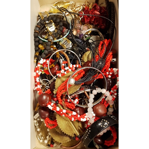 86 - SELECTION OF COSTUME JEWELLRY 
including a rose quartz bead bracelet, other bangles and bracelets, b... 