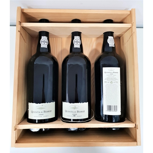 507 - THREE BOTTLES OF 2000 QUINTA DE RORIZ VINTAGE PORT
75cl & 20%, contained in wooden box (3)