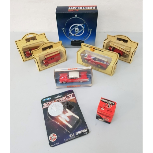 256 - SELECTION OF BOXED TOYS
including an Altair Kinetic Art, The Gyroscope, Star Trek U.S.S. Enterprise ... 