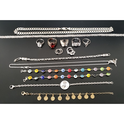 122 - SELECTION OF SILVER AND SILVER MOUNTED JEWELLERY
including a hummingbird pendant on chain, a curb li... 