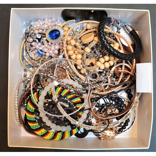 62 - SELECTION OF COSTUME JEWELLERY
including bead bracelets, necklaces, pendants, etc., 1 box