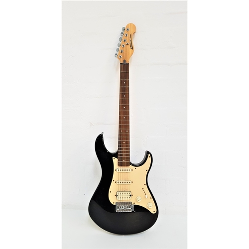 275 - YAMAHA ELECTRIC GUITAR
with a black gloss body, model EG012