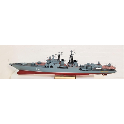 302 - RADIO CONTROL RUSSIAN NAVY DESTROYER
of fibreglass construction, completed with guns, radar, rigging... 