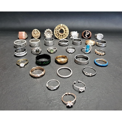 84 - SELECTION OF SILVER AND OTHER RINGS
of various sizes and designs, including enamel and stone set exa... 