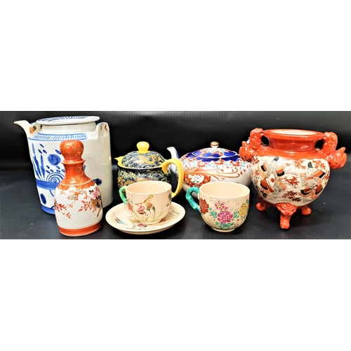 208 - SELECTION OF EAST ASIAN ITEMS
including a Cantonese blue and white teapot, a squat Chinese teapot de... 