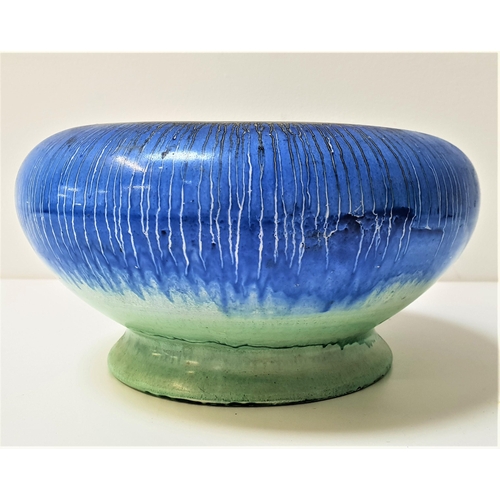 243 - SHELLY HARMONY DRIP WARE FOOTED BOWL
in blue and green, the base with printed mark, 12cm high