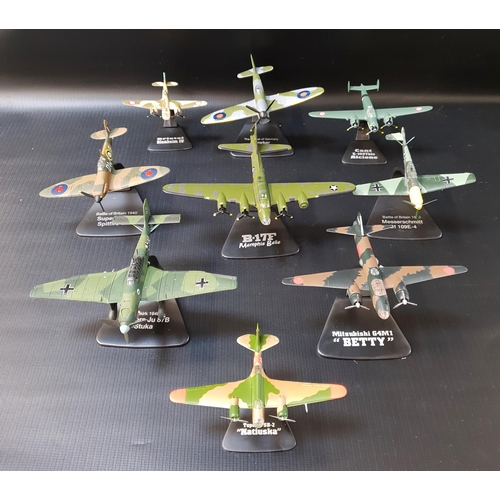 442 - LARGE SELECTION OF ATLAS EDITIONS MILITARY GIANTS OF THE SKY DIE CAST PLANES
with stands, some boxed... 