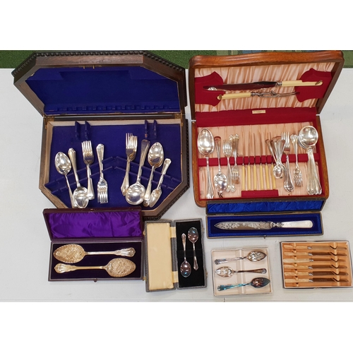 162 - SELECTION OF CASED FLATWARE
including an oak part canteen of assorted cutlery, oak canteen of assort... 