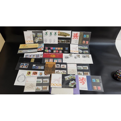 366 - SELECTION OF STAMPS
including three International Gathering Of The Clans first day covers, Mint stam... 