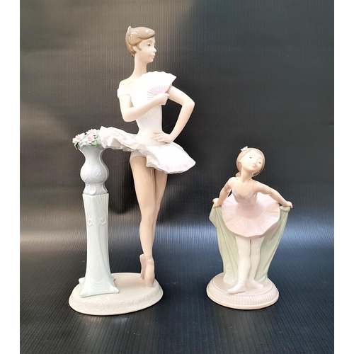 267 - LLADRO EN POINTE FIGURE ORNAMENT
number 6371, 31.2cm high; together with a Nao ballerina figurine, 1... 