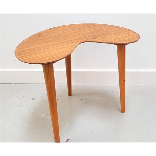 530 - RETRO TEAK OCCASIONAL TABLE
with a kidney shaped top on three tapering screw in supports, 39.5cm hig... 