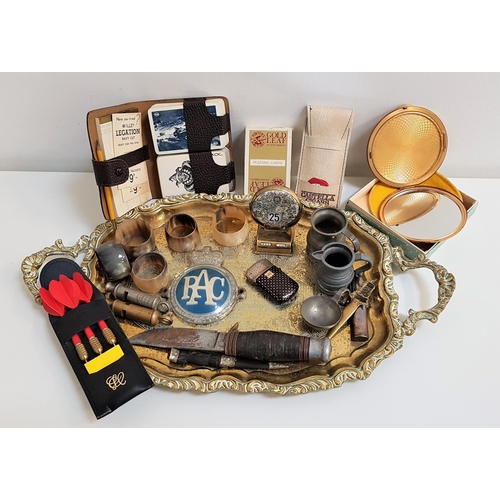 351 - MIXED LOT OF COLLECTABLES
including a shaped brass tray, five horn napkin rings, vintage RAC badge, ... 