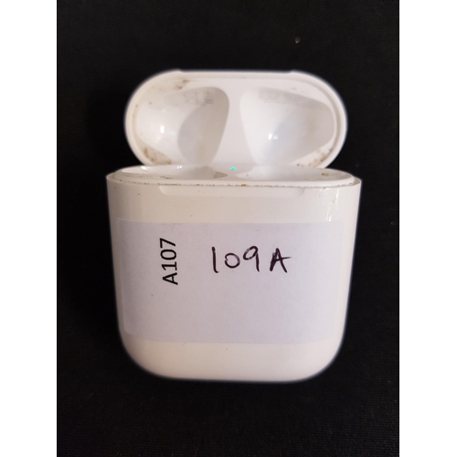 109A - APPLE AIRPODS LIGHTNING CHARGING CASE