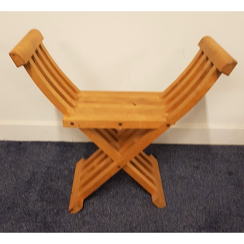 582 - SAVONAROLA TYPE FOLDING STOOL
of slatted construction, 58.5cm high