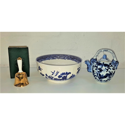 269 - CHINESE BLUE AND WHITE PORCELAIN TEA POT
with a fixed handle and a grotesque spout, 17cm high, a Wil... 