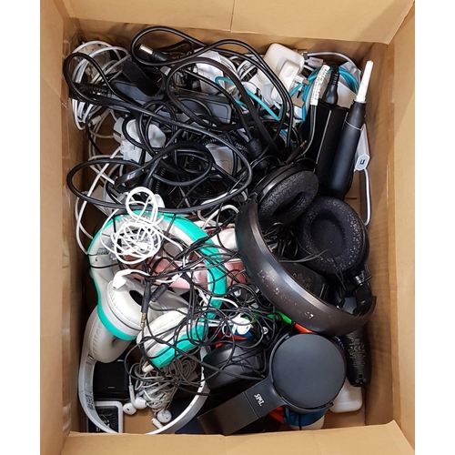 3 - ONE BOX OF GENERAL ELECTRICAL ITEMS, HEADPHONES AND CABLES AND CHARGERS
including, shavers, electric... 