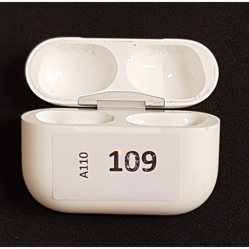 109 - APPLE AIRPODS PRO CHARGING CASE