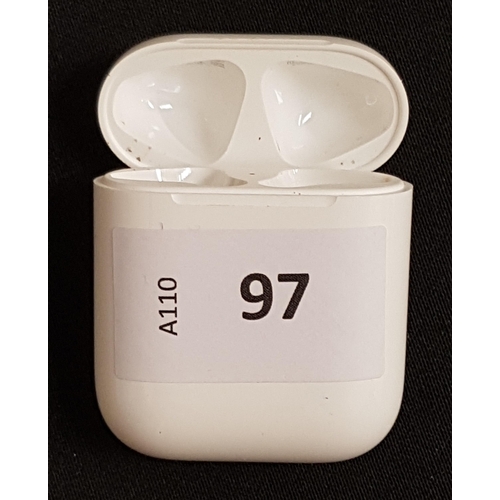 97 - APPLE AIRPODS LIGHTNING CHARGING CASE