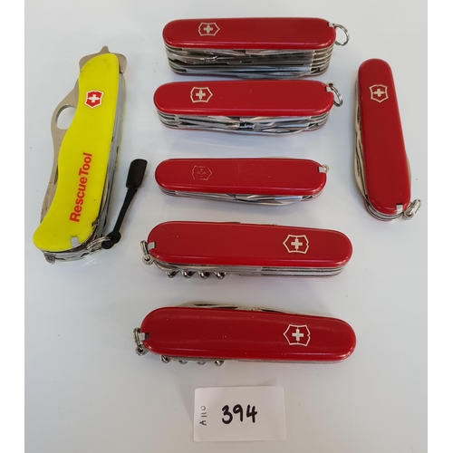 394 - SELECTION OF SEVEN VICTORINOX SWISS ARMY KNIVES
of various sizes
Note: You must be over the age of 1... 