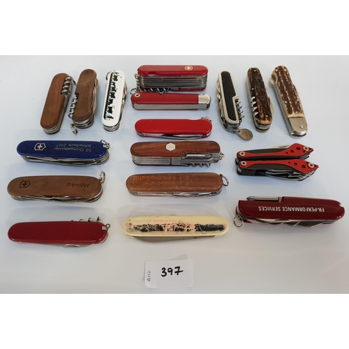 397 - SELECTION OF SEVENTEEN BRANDED AND UNBRANDED SWISS ARMY KNIVES
Note: You must be over the age of 18 ... 