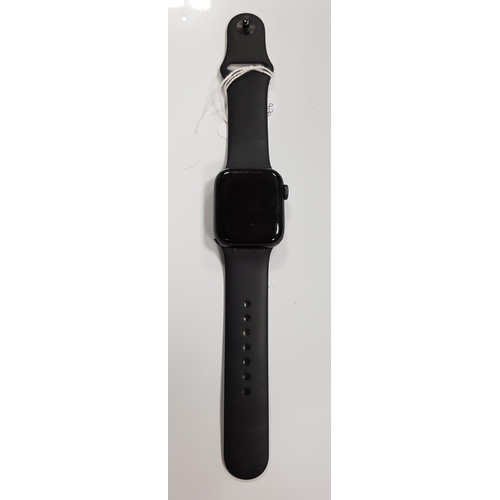 270 - APPLE WATCH SE
40mm, model A2351, serial number G99DLTXBQ07V, Apple Account locked.
Note: It is the ... 