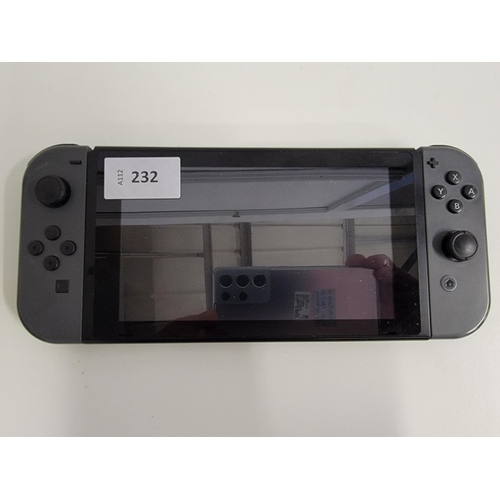 232 - NINTENDO SWITCH 
serial number: XKW100372293214