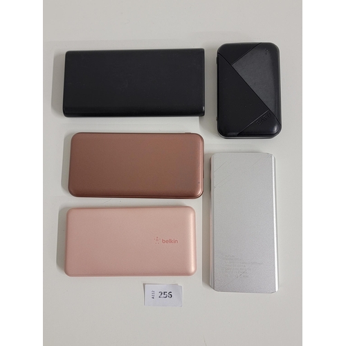 256 - SELECTION OF FIVE POWERBANKS
including Eafu, Belkin, Mazer