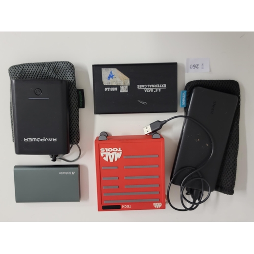 260 - SELECTION OF FIVE POWERBANKS
including Verbatim, Man Tools, Ravpower, Anker