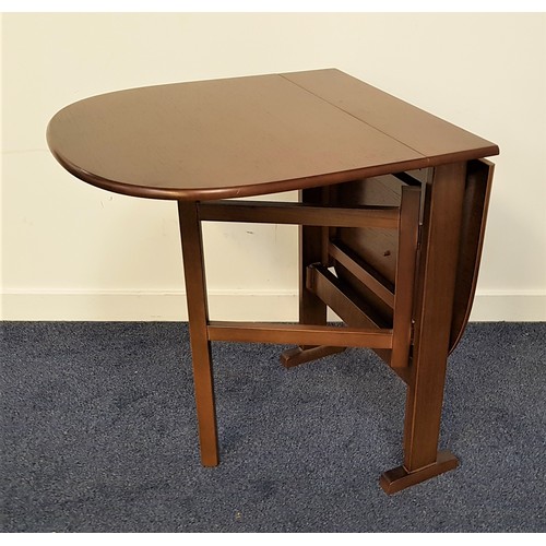 505 - OAK GATE LEG TABLE
with shaped drop flaps, 60cm wide