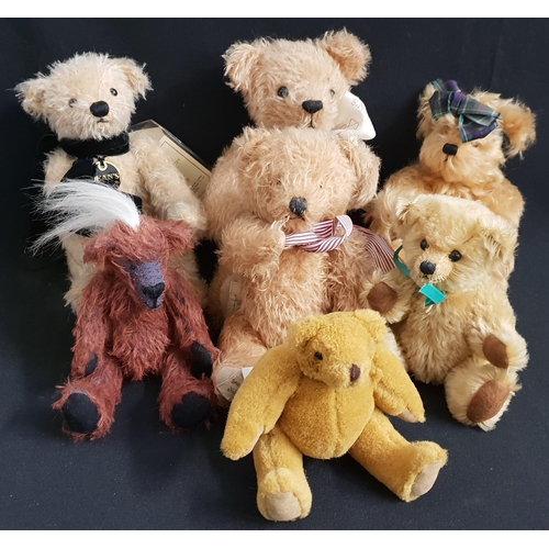 372 - SEVEN SMALL PLUSH TEDDY BEARS
comprising three Dean's Rag Book bears, Becks 91/1000, 25cm high, Hora... 