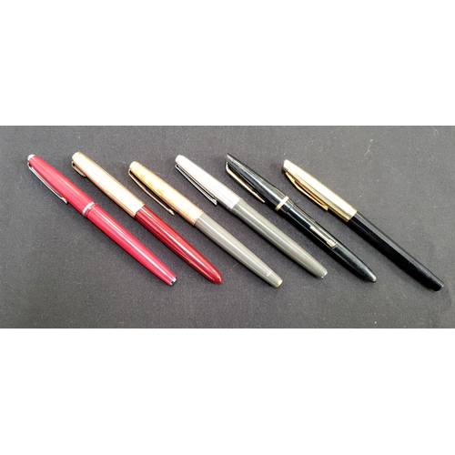 316 - PARKER 51 FOUNTAIN PEN
with a red plastic body and a gold coloured metal lid with a broken arrow cli... 