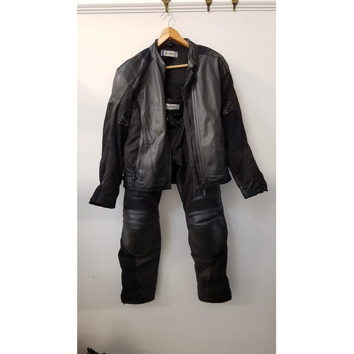 200 - JOFAMA DRYWAY LEATHER MOTORCYLE JACKET AND TROUSERS 
size small