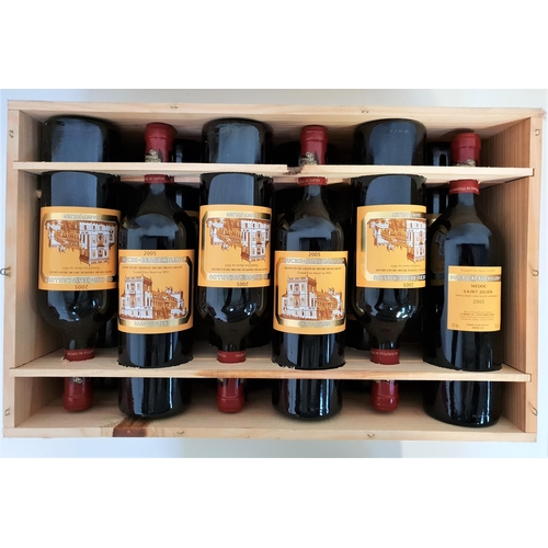 447 - CHATEAU DUCRU-BEAUCAILLOU SAINT-JULIEN 2005
12 bottles, Grande Cru Classe, in original wooden case, ... 