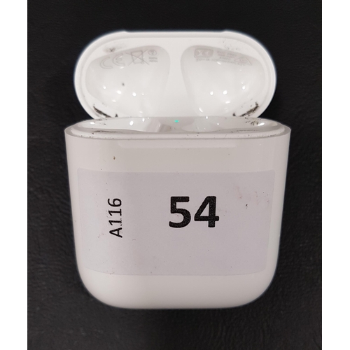 54 - APPLE AIRPODS LIGHTNING CHARGING CASE