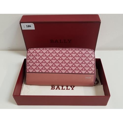 186 - NEW BALLY WALLET
in pink patterned leather, with protective pouch and box