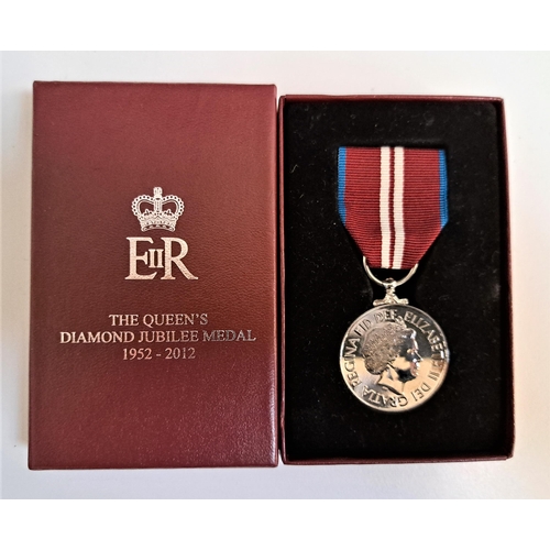 337 - QUEEN'S DIAMOND JUBILEE MEDAL
1952-2112 with ribbon and original box