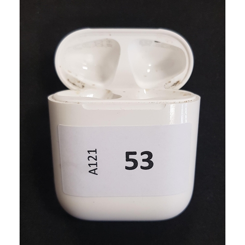 53 - APPLE AIRPODS LIGHTNING CHARGING CASE