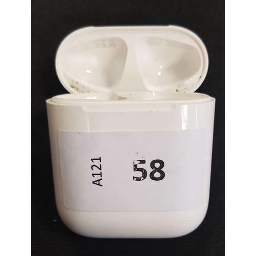 58 - APPLE AIRPODS LIGHTNING CHARGING CASE