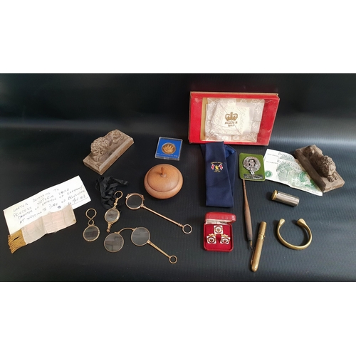 198 - SELECTION OF COLLECTABLES
including a pair of carved soapstone lions; a couple of pairs of lorgnette... 