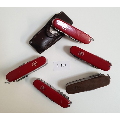 167 - FIVE VICTORINOX SWISS ARMY KNIVES
of various sizes and designs (5)
Note: You must be over the age of... 