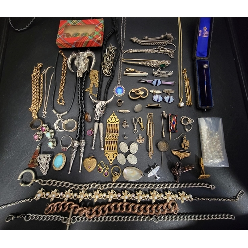 92 - INTERESTING SELECTION OF VINTAGE AND OTHER JEWELLERY
including two ram's head bolo tie necklaces, cu... 