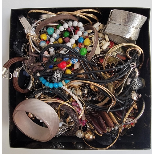 119 - SELECTION OF COSTUME JEWELLERY
including cuff bracelets, earrings, beaded jewellery, bangles and sta... 