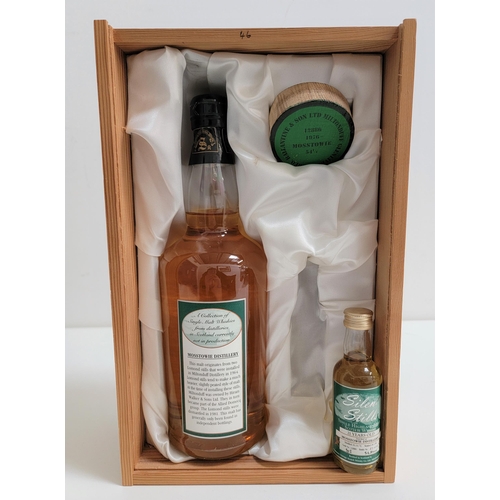 341 - MOSSTOWIE 1976 21 YEAR OLD SINGLE HIGHLAND MALT SCOTCH WHISKY
Signatory Silent Stills series which c... 