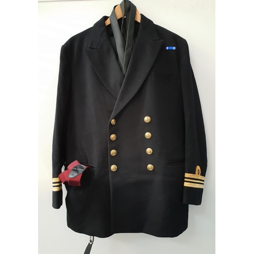 313 - ROYAL NAVY RESERVE OFFICER DRESS TUNIC
with Lieutenant Commander bullion wire decoration to the slee... 