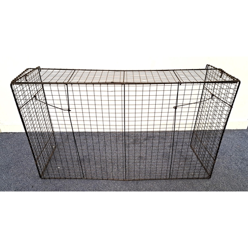 423 - ADJUSTABLE METAL WIREWORK FIRE GUARD
with top and side guards, 69cm high