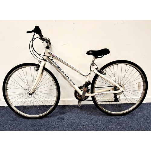 276 - LADIES LAND ROVER COMMUTE 1.9 HYBRID SPORTS BIKE
the 21 speed bike with white frame
Note: The procee... 