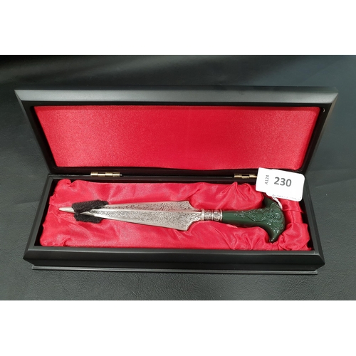 230 - BELLATRIX LESTRANGE REPLICA DAGGER 
in protective/display box
Note: the actual dagger was seen in Ha... 