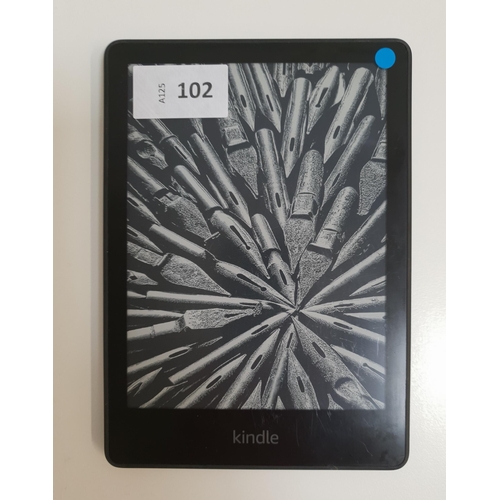 102 - AMAZON KINDLE PAPERWHITE 5
serial number G001 PX11 1433 0AQ4
Note: Scratches to screen
Note: It is t... 